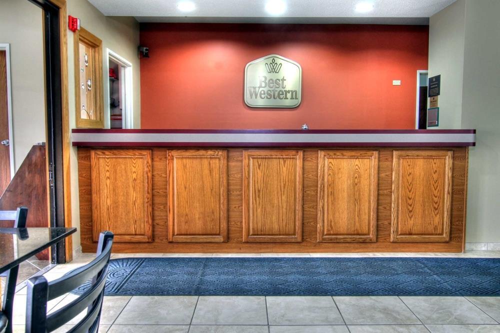Best Western Crossroads Inn Schererville Dalaman gambar